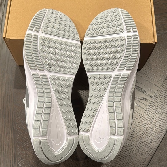 Nike Structure 25 - Picture 4 of 5